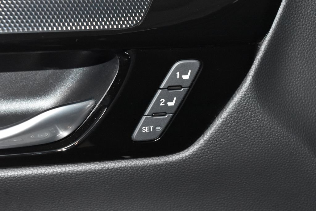 Certified 2024 Honda CR-V EX-L image 5