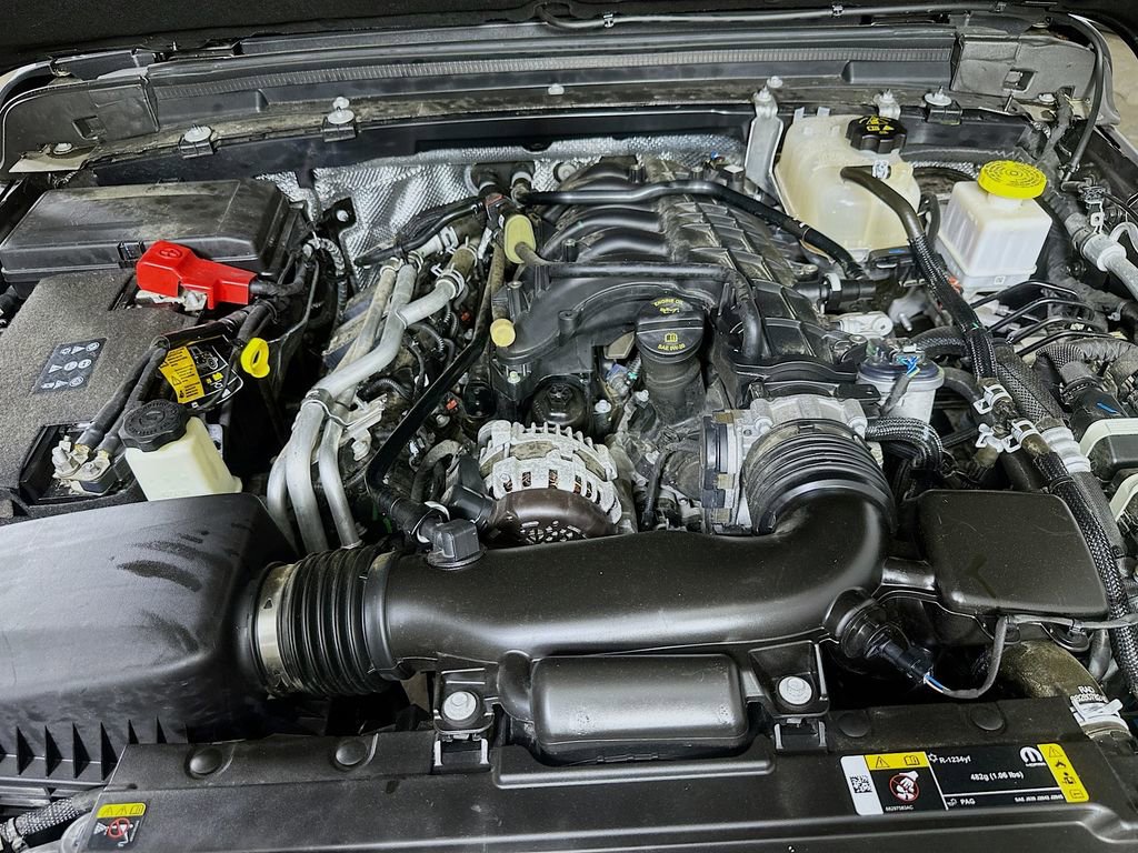 Used 2024 Jeep Gladiator Sport image 9