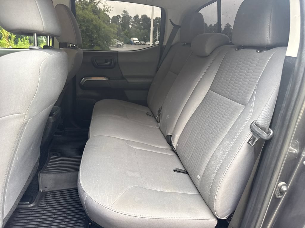 Used 2019 Toyota Tacoma SR5 RWD image 31