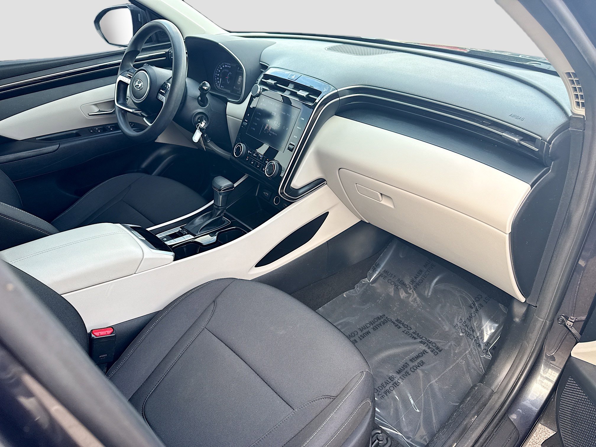 Used 2022 Hyundai Tucson SE image 12