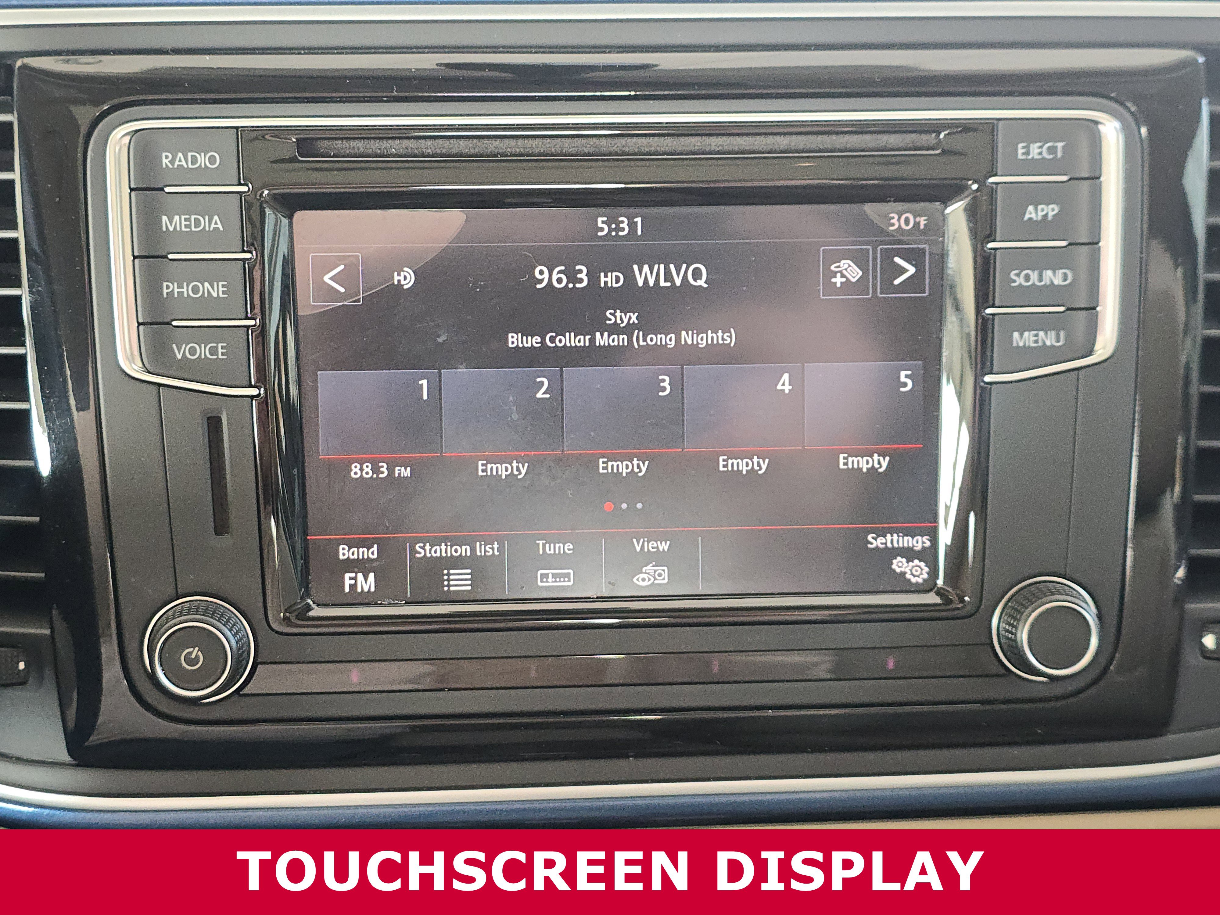 Used 2019 Volkswagen Beetle 2.0T SE image 19