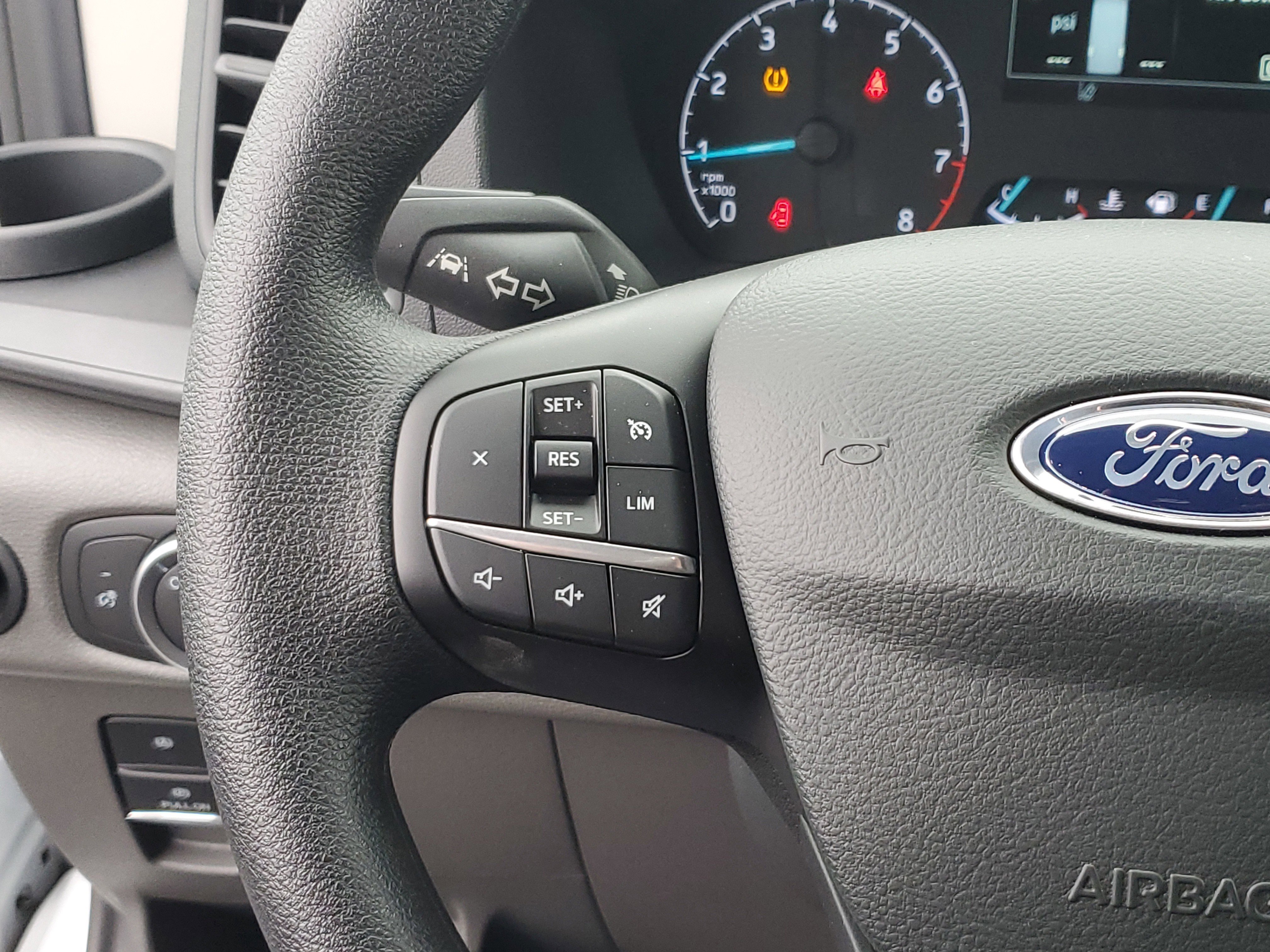 New 2024 Ford Transit 250 148 Medium Roof image 19