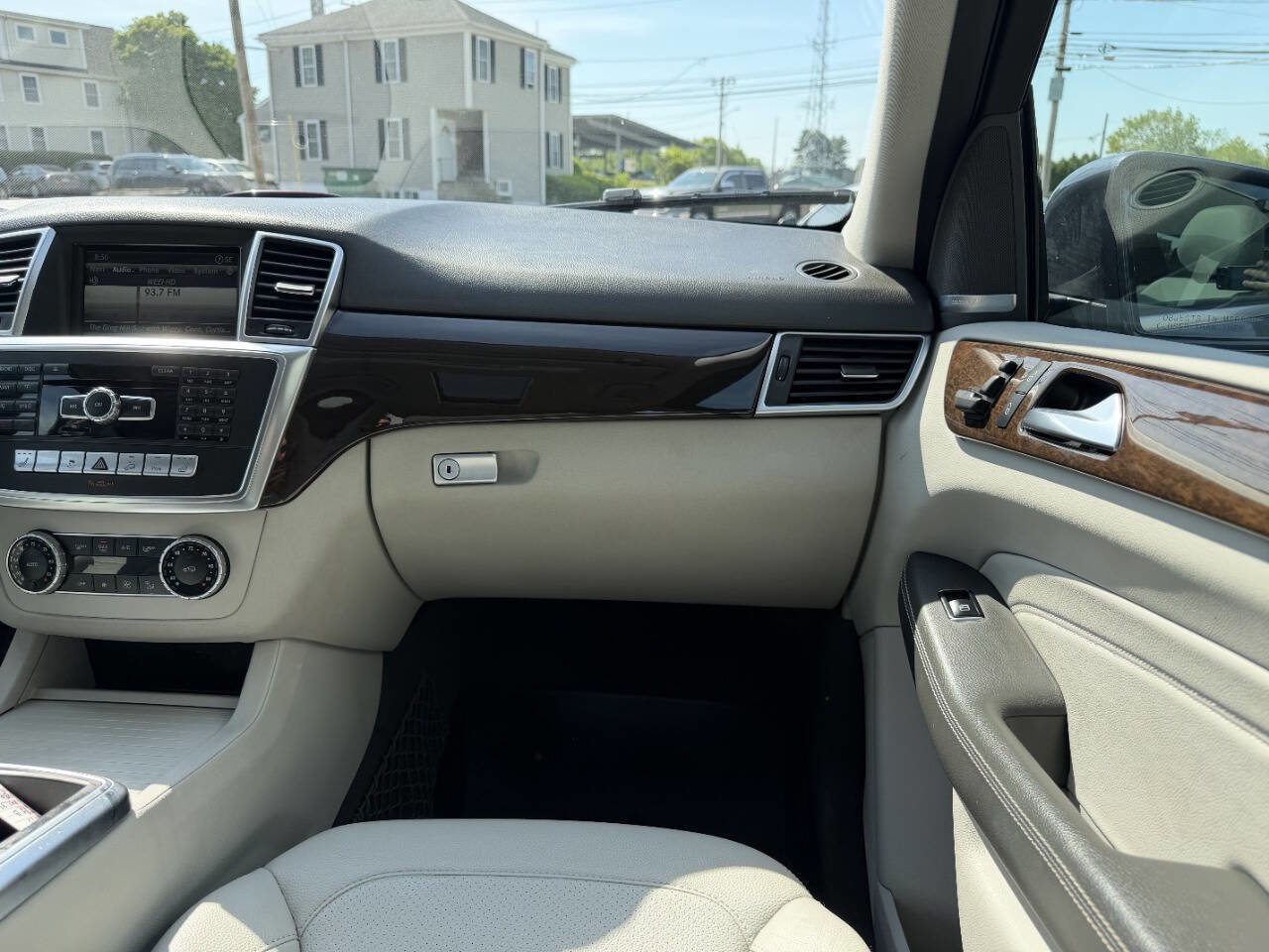 Used 2015 Mercedes-Benz ML 350 4MATIC image 27