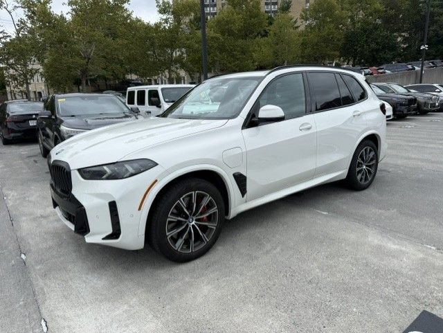 Certified 2025 BMW X5 xDrive50e w/ M Sport Package AWD/4WD video 1