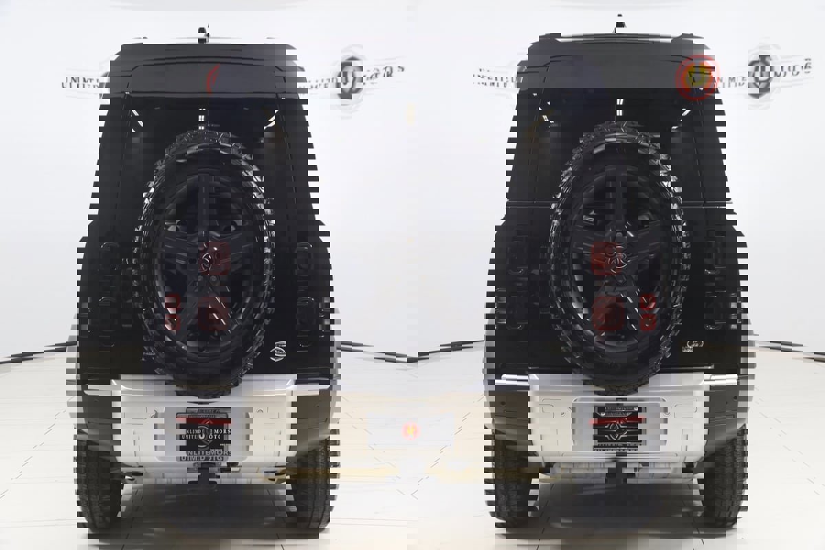 Used 2022 Land Rover Defender 110 SE image 47