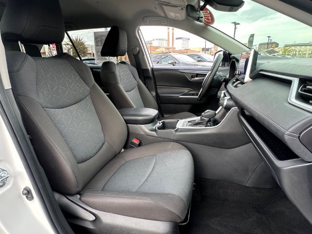 Certified 2025 Toyota RAV4 XLE AWD/4WD image 11