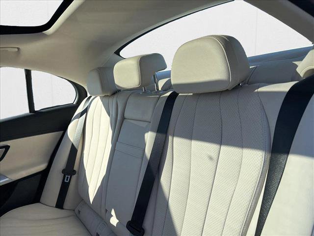 New 2025 Mercedes-Benz E 350 Sedan image 18