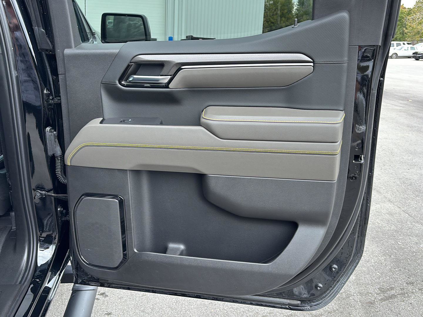 Used 2024 Chevrolet Silverado 1500 ZR2 w/ Technology Package image 19