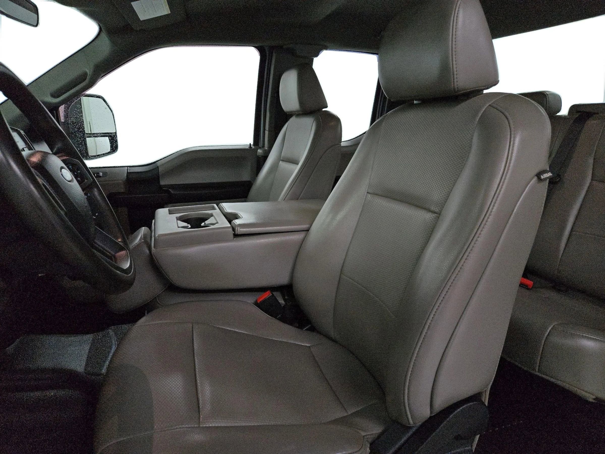 Used 2020 Ford F250 XL w/ Power Equipment Group image 18