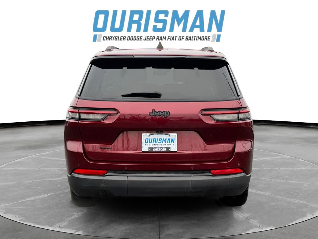 Used 2023 Jeep Grand Cherokee L Laredo image 5