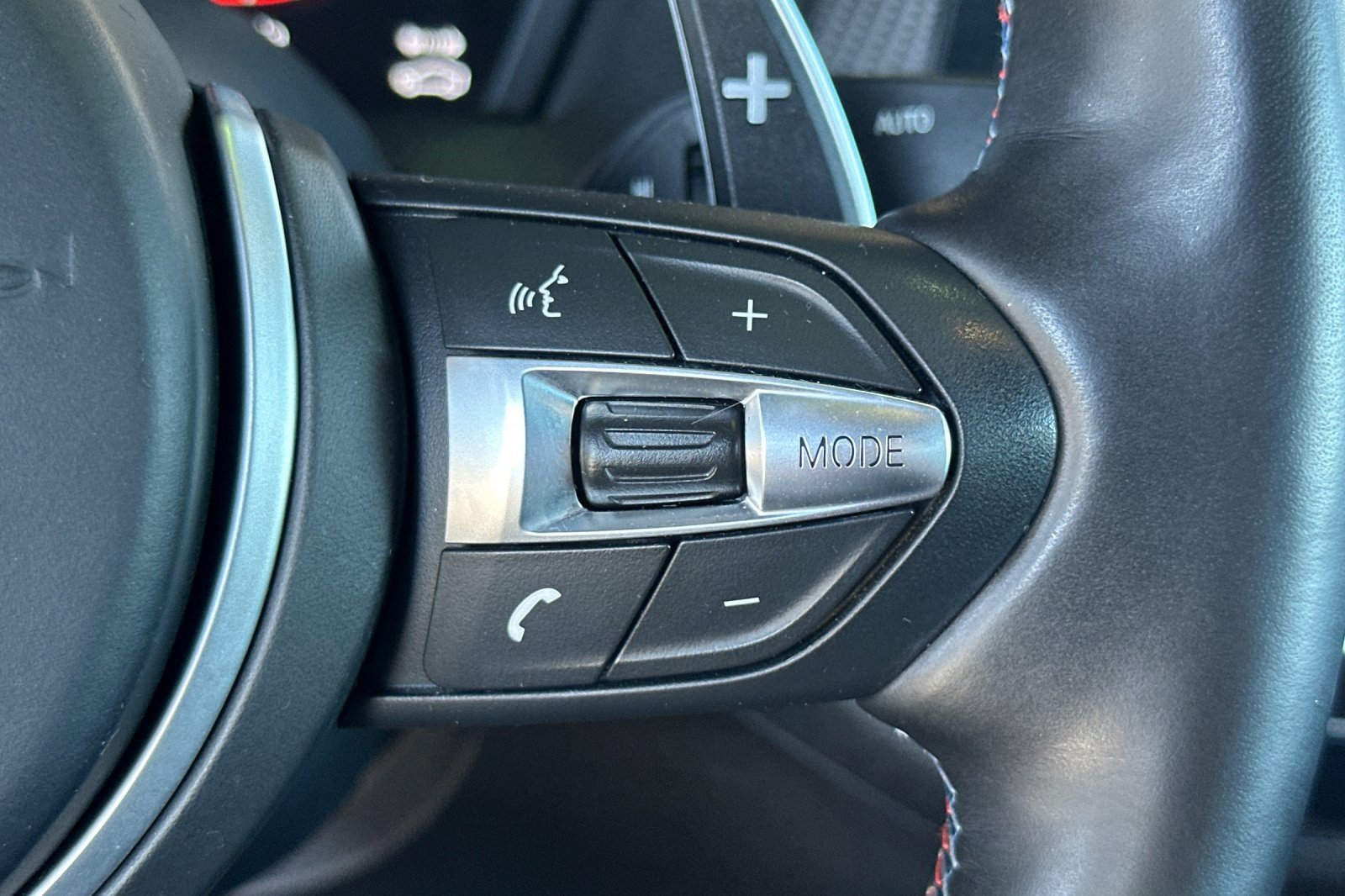 Used 2020 BMW M2 Competition w/ Executive Package RWD image 32
