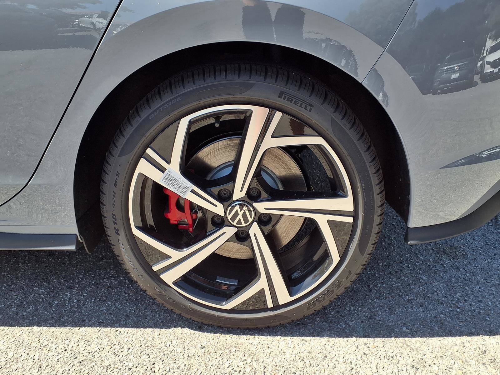 New 2026 Volkswagen GTI SE FWD image 4