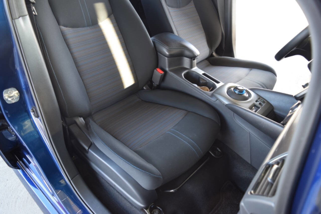 Used 2019 Nissan Leaf S w/ S Charge Package image 13