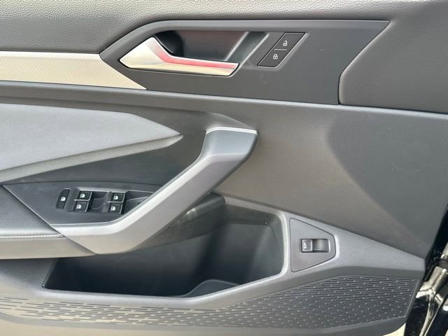 New 2026 Volkswagen Jetta SE FWD image 16