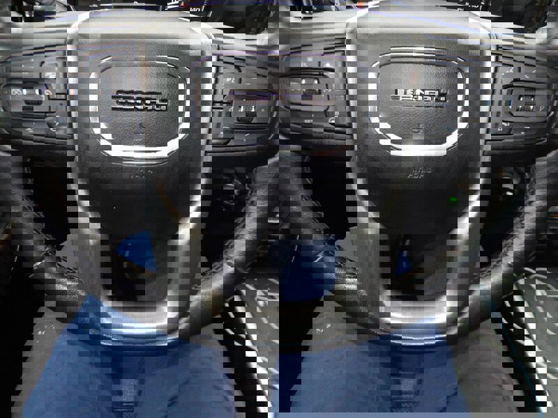 Used 2021 GMC Sierra 3500 Denali w/ Denali Ultimate Package image 28