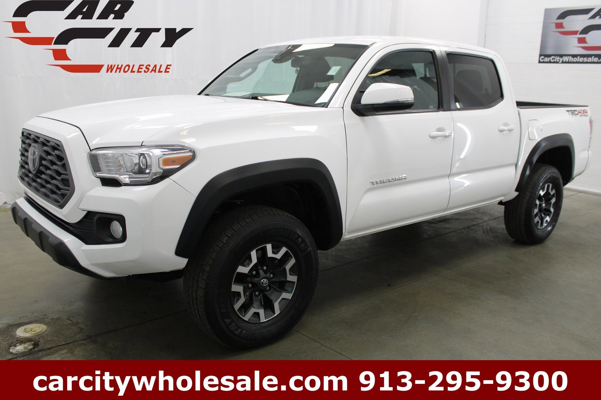 Used 2021 Toyota Tacoma TRD Off-Road w/ Technology Package AWD/4WD image 1