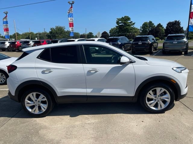 Certified 2024 Buick Encore GX Preferred FWD image 8