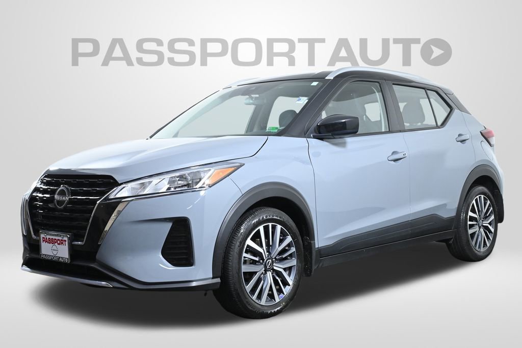 Used 2024 Nissan Kicks SV