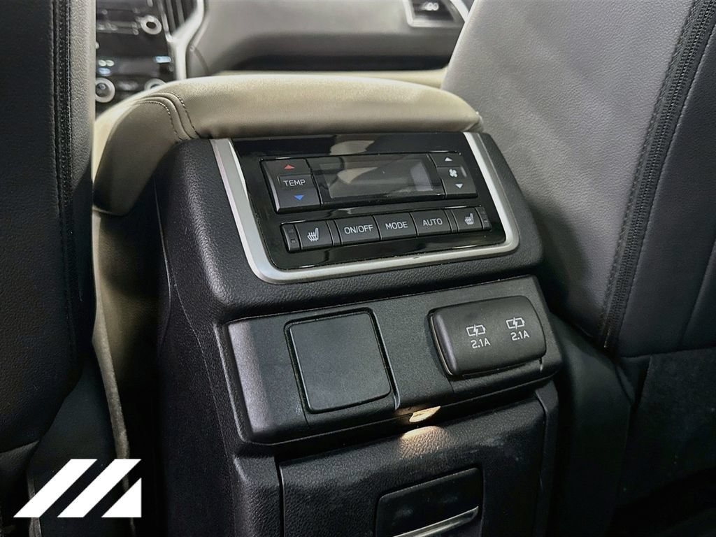 Used 2022 Subaru Ascent Limited w/ Technology Package AWD/4WD image 28
