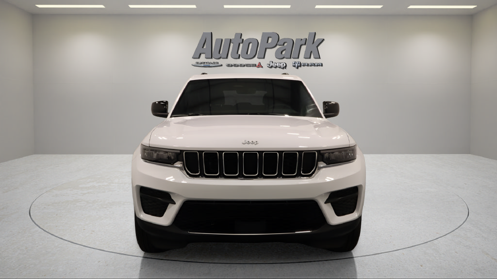 New 2026 Jeep Grand Cherokee Laredo X AWD/4WD image 4