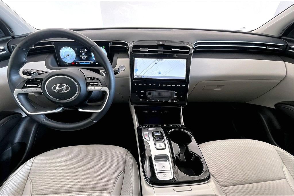 Certified 2024 Hyundai Tucson Limited AWD/4WD image 15