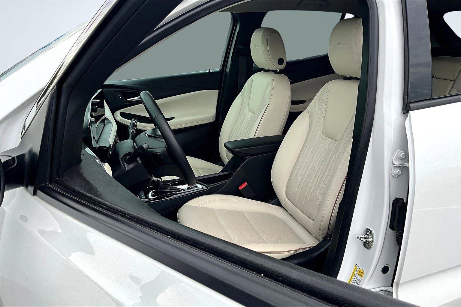 Certified 2024 Buick Encore GX Avenir image 25