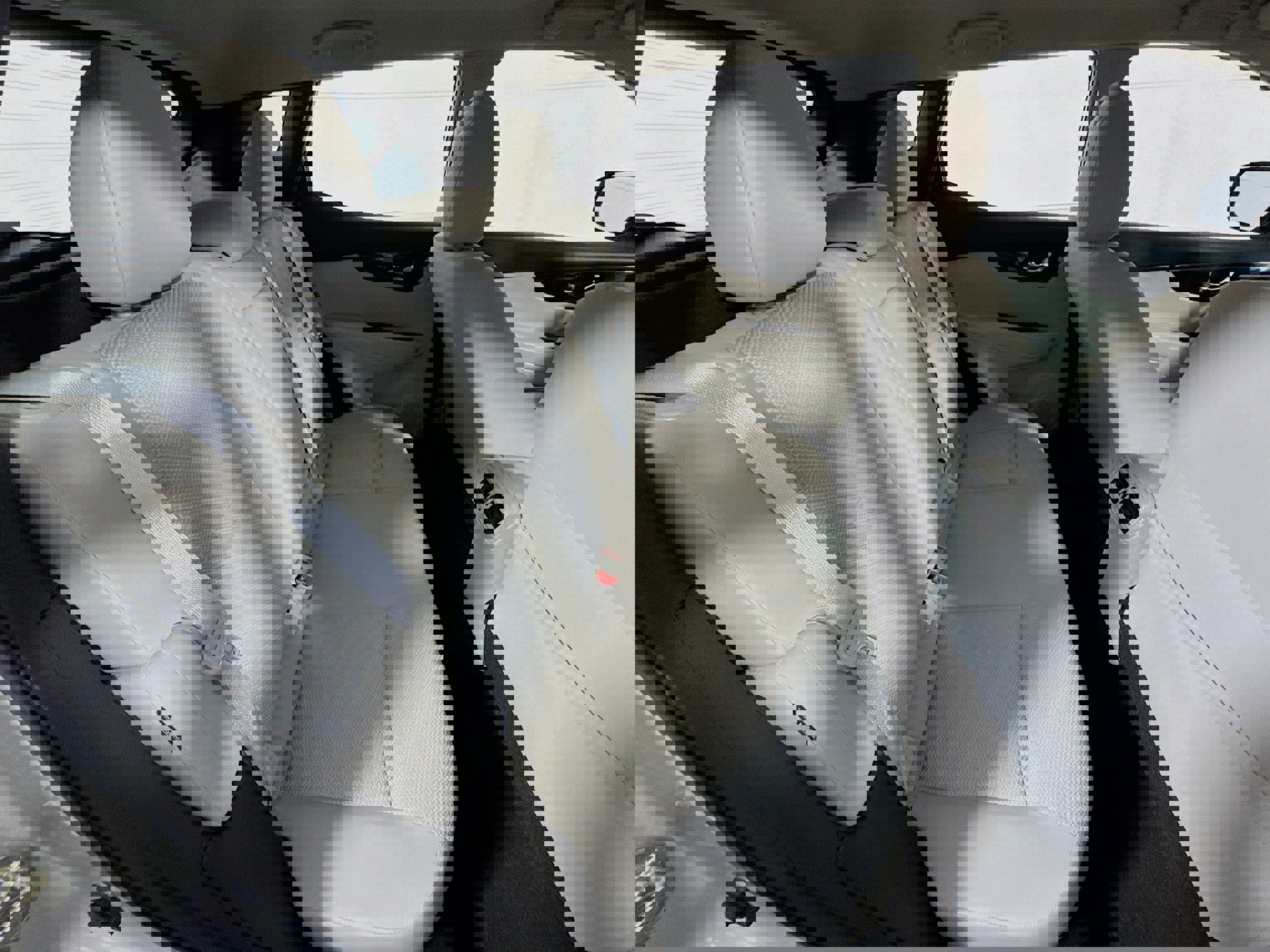 Used 2022 Nissan Rogue Sport SV image 26