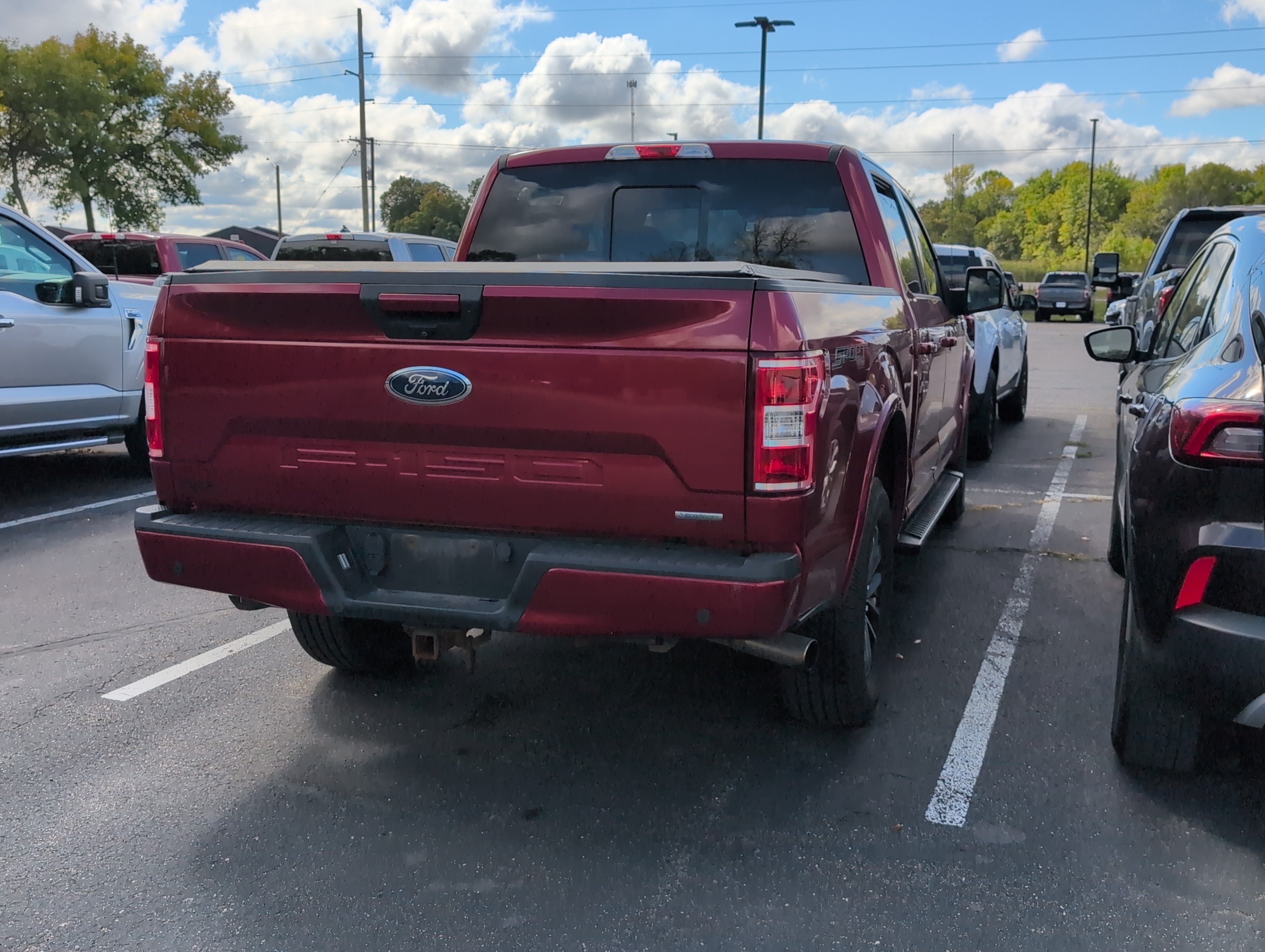 Used 2018 Ford F150 XLT w/ Equipment Group 302A Luxury AWD/4WD image 4