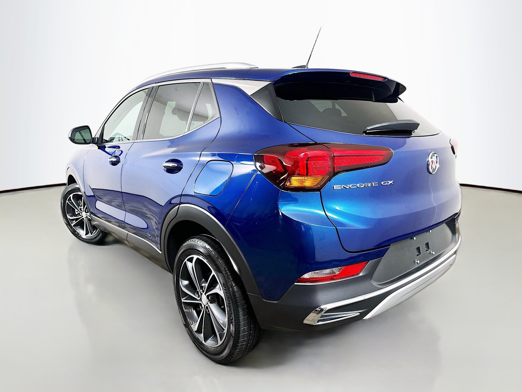Used 2020 Buick Encore GX Essence FWD image 5