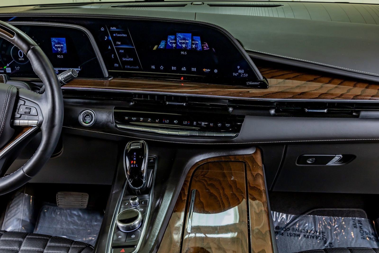 Used 2024 Cadillac Escalade Sport Platinum w/ LPO, ONYX Package AWD/4WD image 23