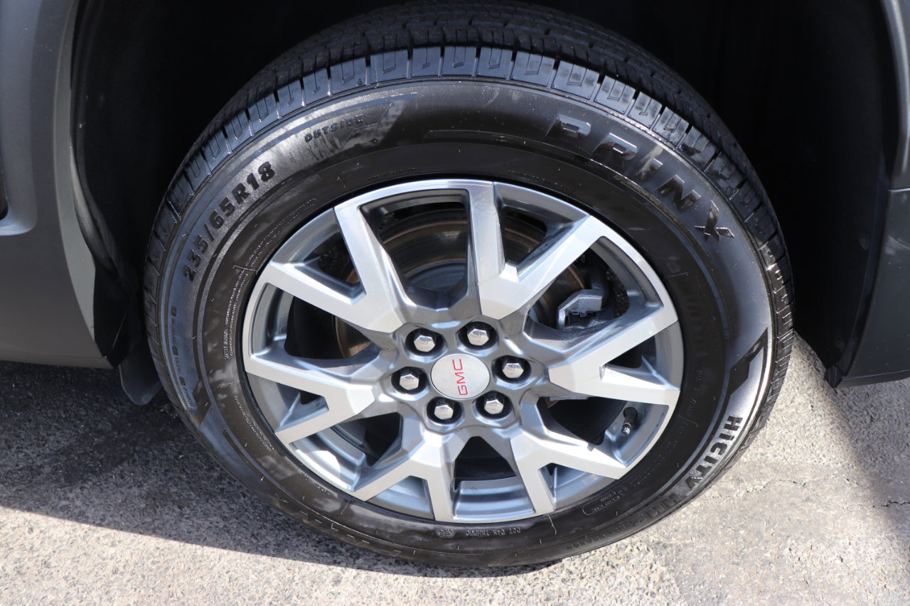 Used 2023 GMC Acadia SLT image 56