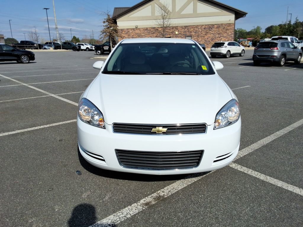 Used 2010 Chevrolet Impala LS FWD video 2