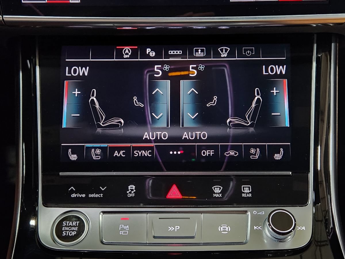 Used 2025 Audi A8 L 3.0T AWD/4WD image 38