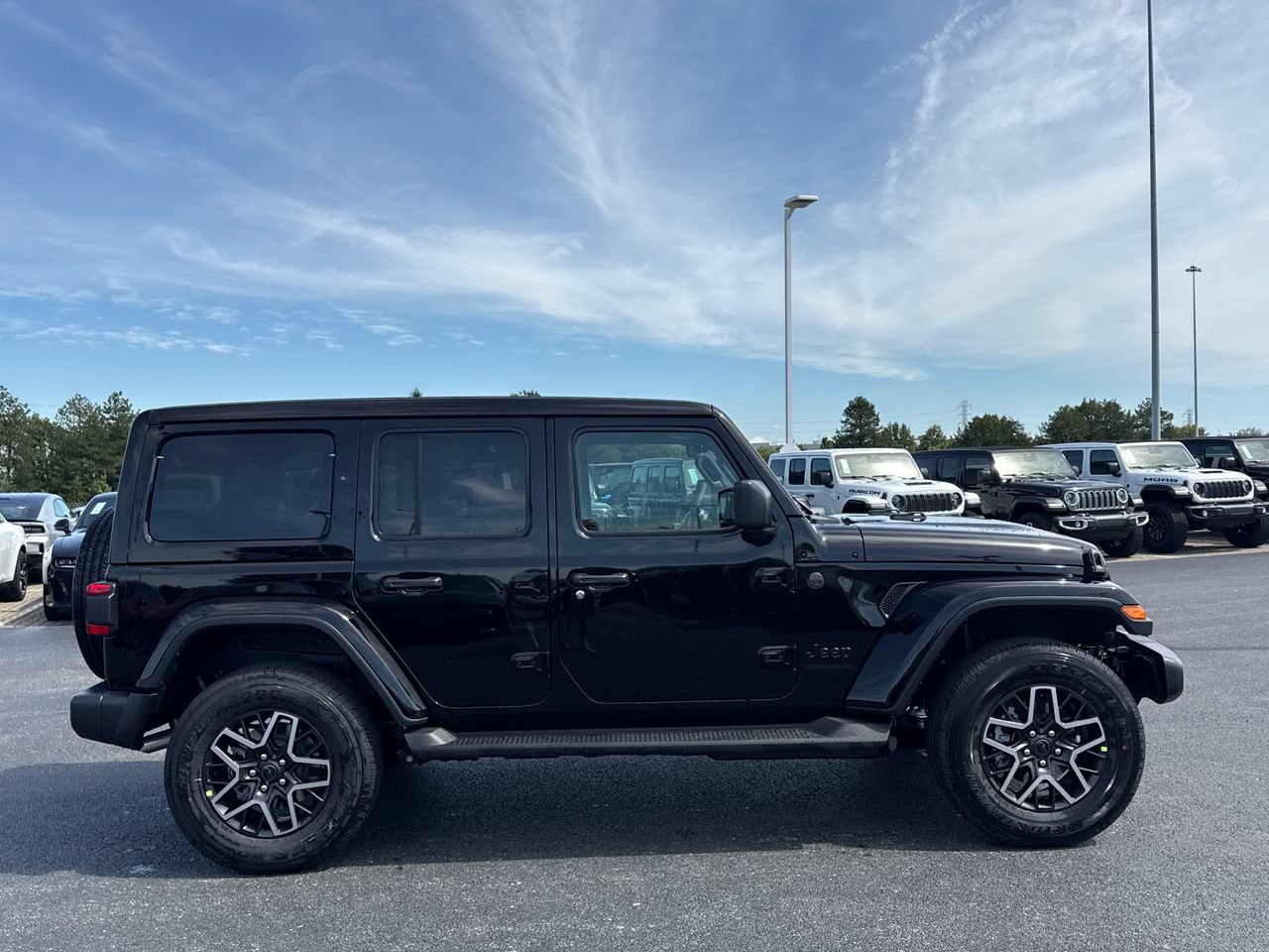 New 2027 Jeep Wrangler Unlimited Sahara AWD/4WD image 2