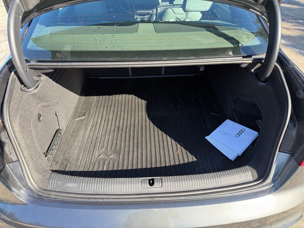 Used 2021 Audi A4 2.0T Premium w/ Convenience Package image 36