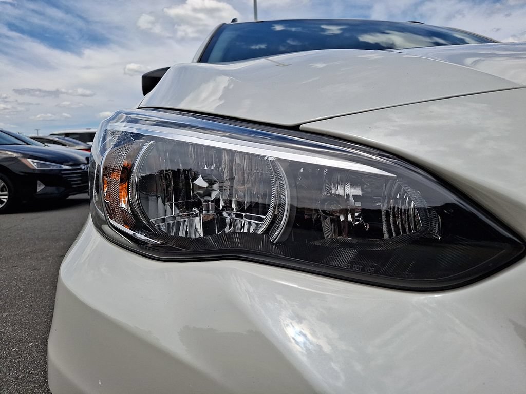 Used 2020 Subaru Crosstrek 2.0i AWD/4WD image 9