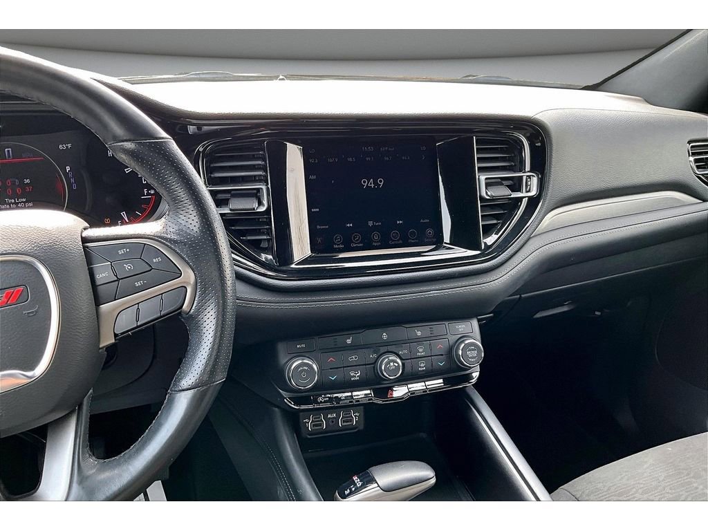 Used 2023 Dodge Durango SXT image 7