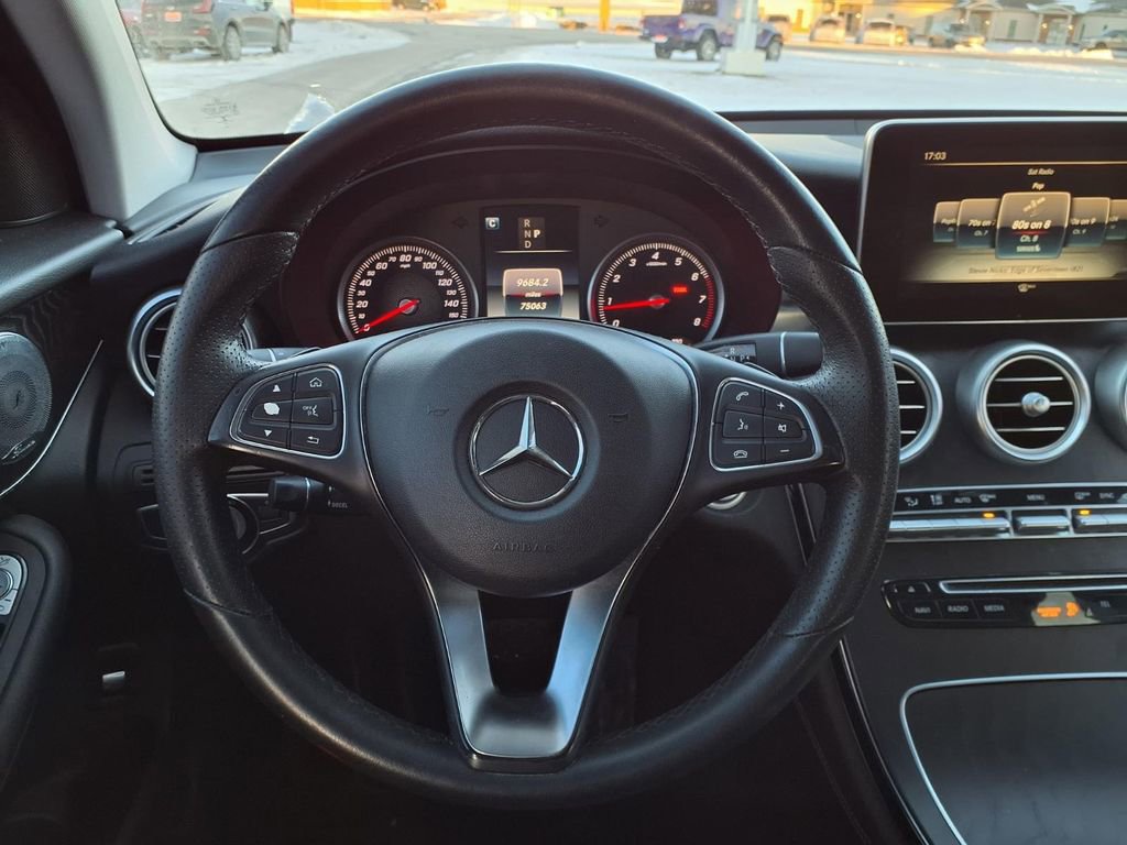Used 2017 Mercedes-Benz GLC 300 4MATIC Coupe image 23