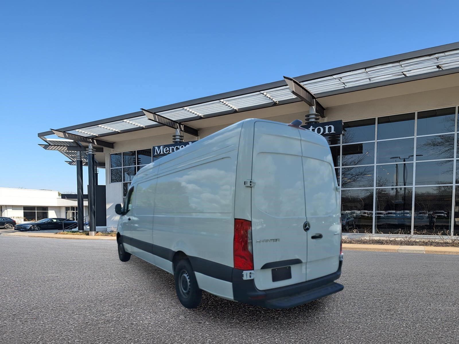 Used 2024 Mercedes-Benz Sprinter 2500 image 5
