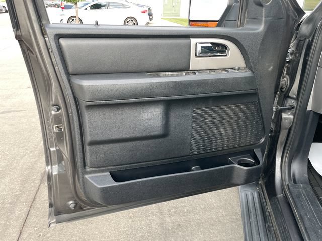 Used 2016 Ford Expedition Limited AWD/4WD image 11