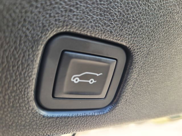 Used 2024 GMC Acadia Elevation image 27