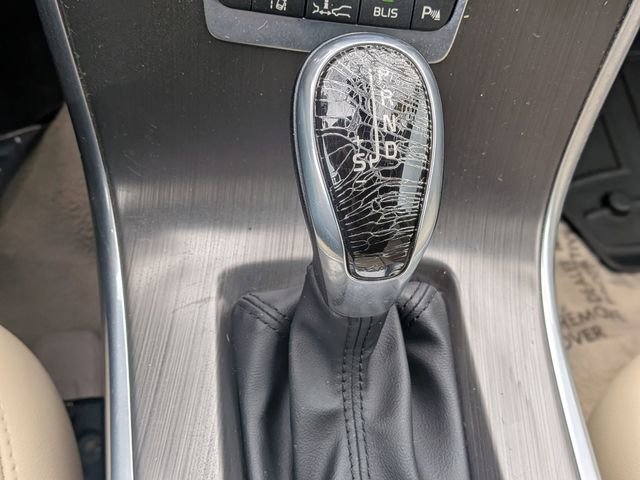 Used 2016 Volvo XC60 T6 Platinum w/ Protection Package AWD/4WD image 25