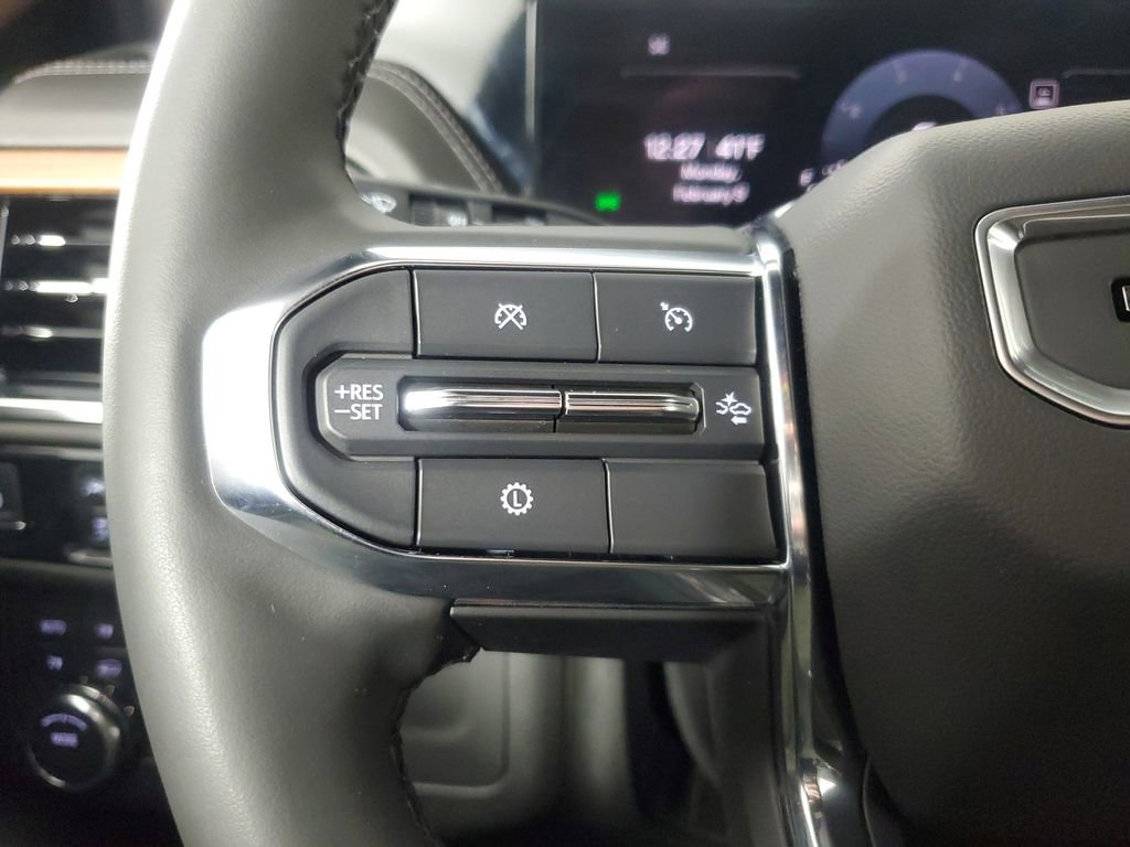 Used 2025 GMC Yukon Denali image 25