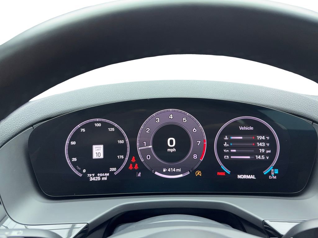 Used 2025 Porsche Panamera w/ Premium Package image 20