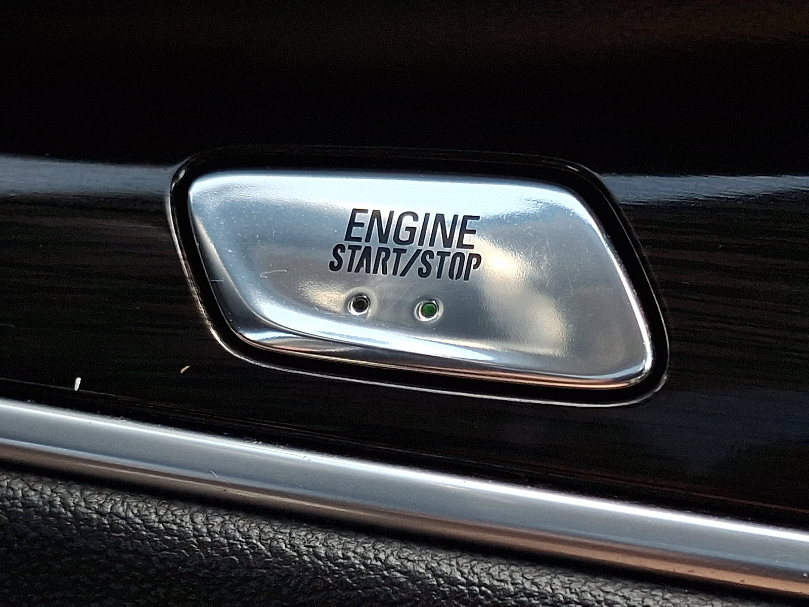 Used 2021 Buick Enclave Essence w/ Sound and Sites Package image 24