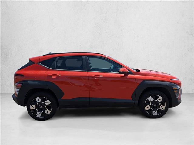 Used 2024 Hyundai Kona SEL AWD/4WD image 4