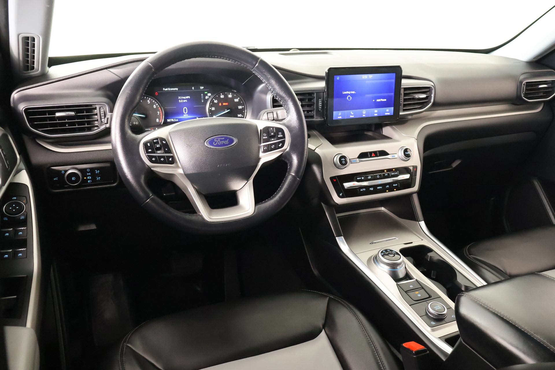 Used 2023 Ford Explorer XLT w/ Equipment Group 202A AWD/4WD image 2