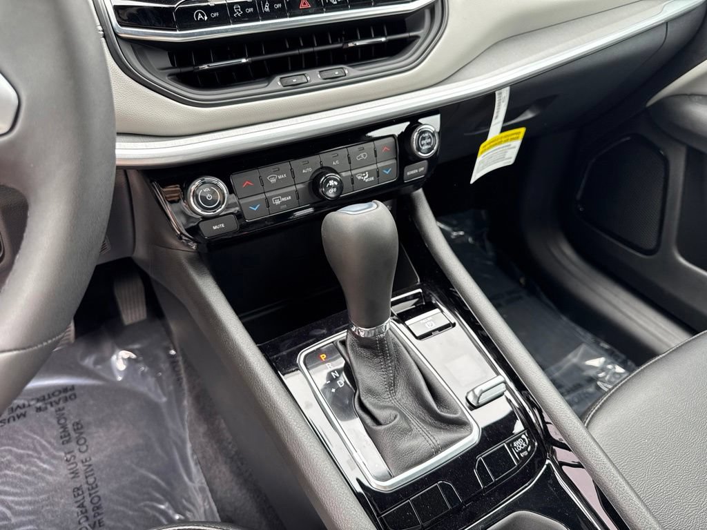 New 2026 Jeep Compass Limited AWD/4WD image 16