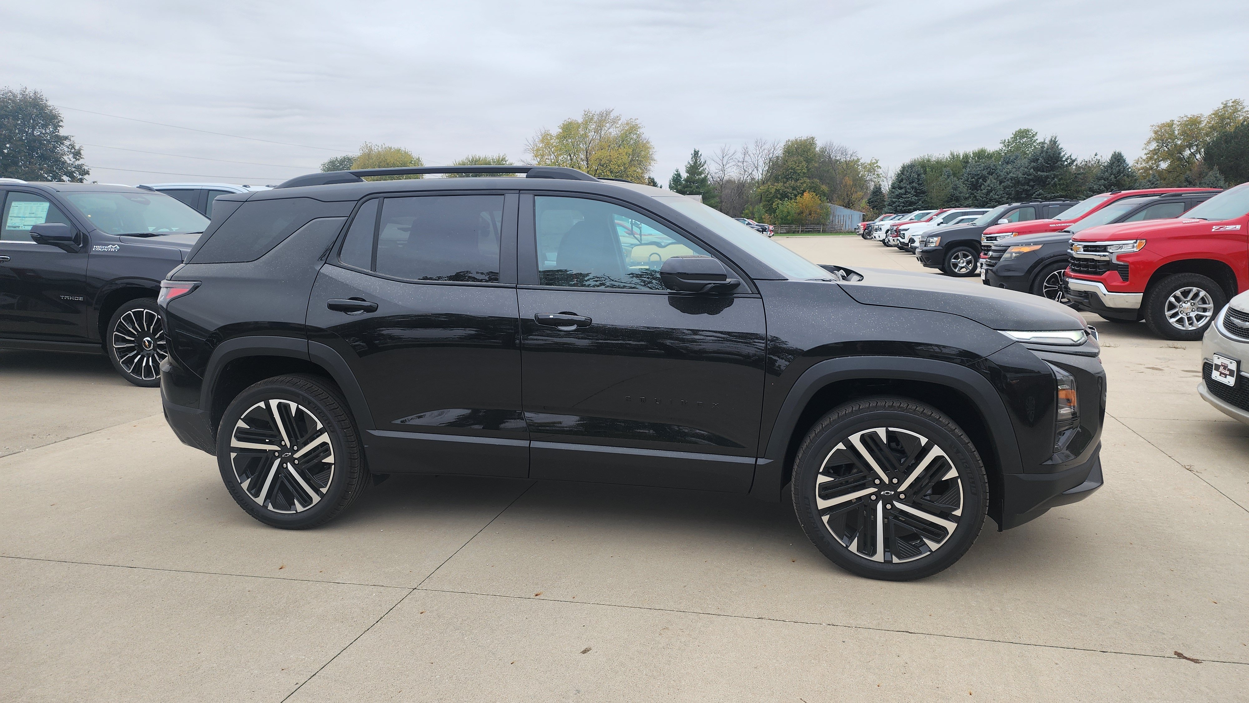 New 2027 Chevrolet Equinox RS w/ Safety and Technology Package AWD/4WD image 4