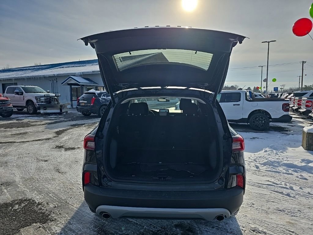 Used 2023 Ford Escape Active image 7
